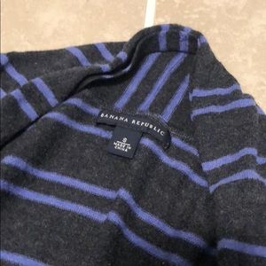 Banana Republic Cardigan Size Small